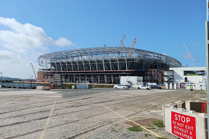 3 Hours Football Stadiums E-Bike Tour in United Kingdom - Why this tour works for football fans