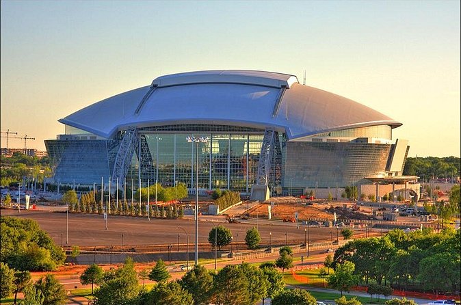 3hr Dallas Cowboys Stadium Small Group Tour with Transportation - Is $107.99 a fair price?