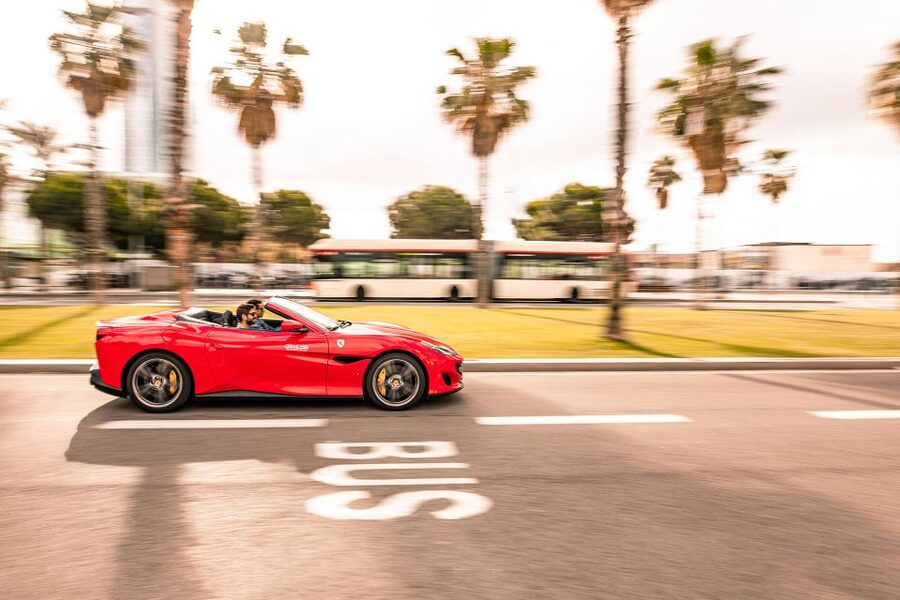 40-minute Barcelona Old Urban F1 Circuit Supercar Tour - Driving rules, documents, and comfort