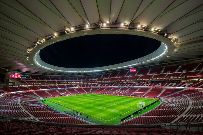 Atletico de Madrid Stadium Guided Tour - Inside the dressing room, press room, and Presidential Box