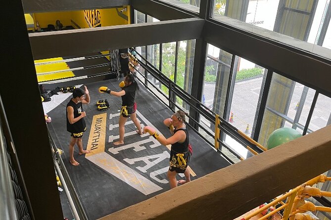 Bangkok:Learn 1-1 Muay Thai + Free Muaythai Shorts & Hotel Pickup - Forty-five minutes with the eight limbs of Muay Thai