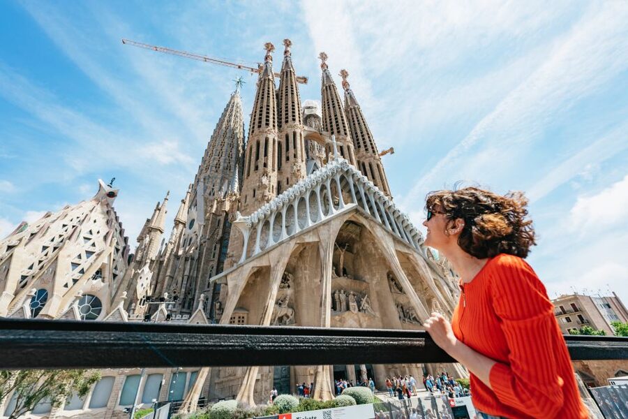 Barcelona Hop-On Hop-Off Bus and FC Barcelona Immersive Tour - What the bus audio adds to your day