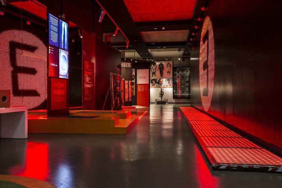Barcelona: Olympic and Sport Museum – Sports Experience - The Idols space and the details fans notice