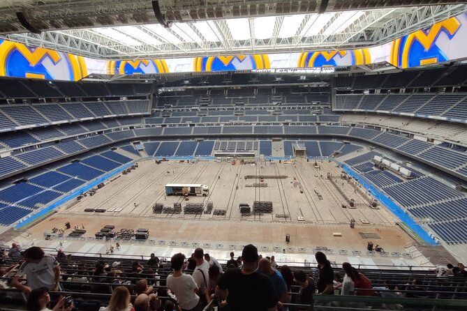 Bernabéu Stadium Guided Tour With Optional Megafan Upgrade - VIP spaces, benches, and renovation limits