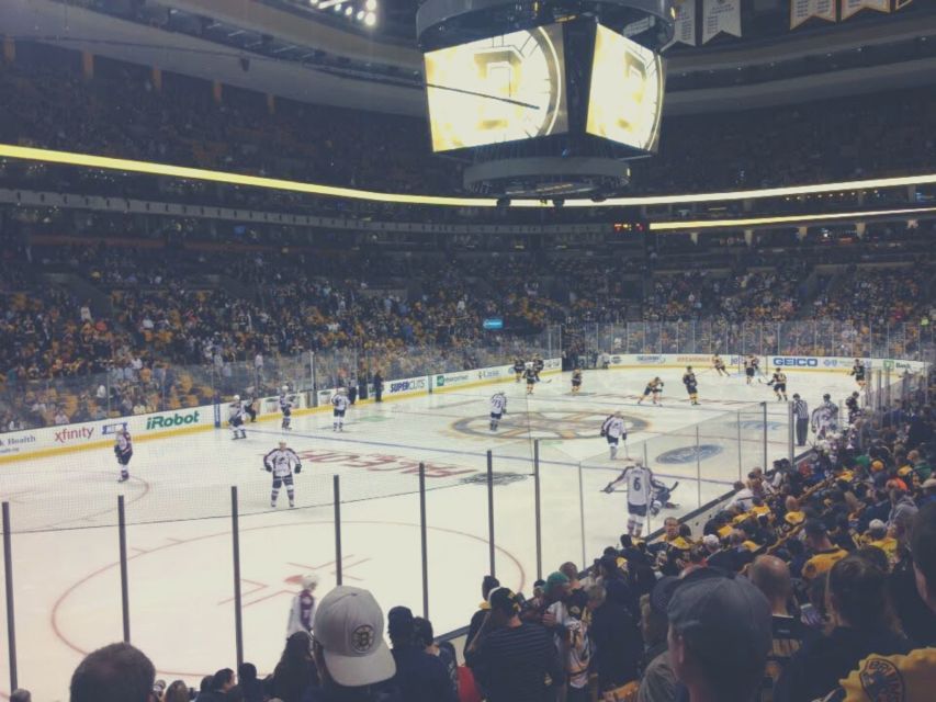 Boston: Boston Bruins Ice Hockey Game Ticket at TD Garden - Your three-hour evening at TD Garden