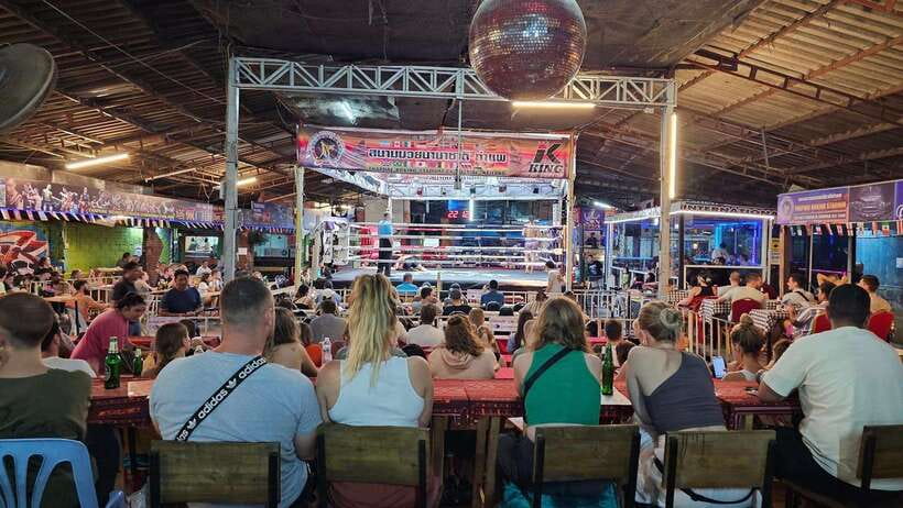 Chiang Mai: Thaphae Boxing Stadium Muay Thai - Arriving at Thaphae Boxing Stadium