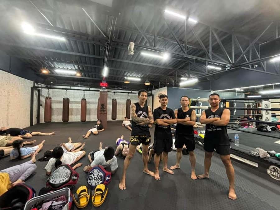 Chiangmai : Muay Thai Training academy - Cardio, core work, and the workout after the workout