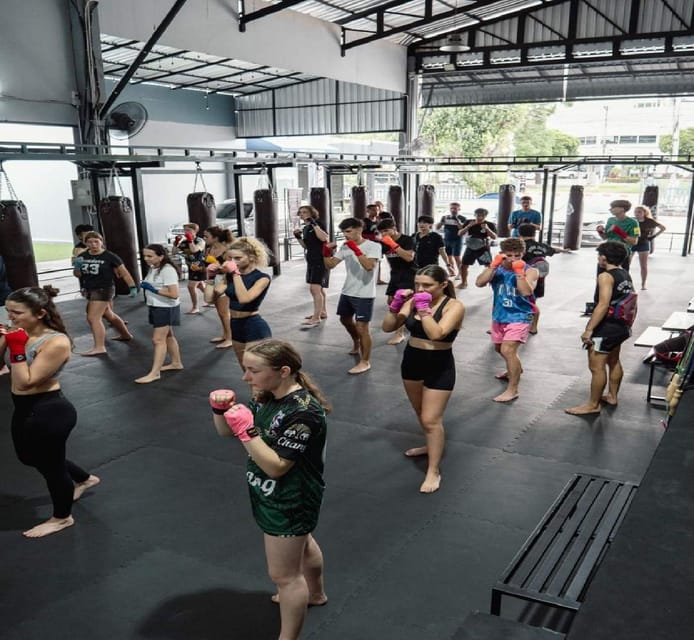 Chiangmai : Muay Thai Training academy - The people and the discipline behind the sport