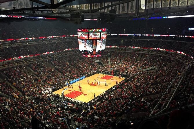 Chicago Bulls Basketball Game Ticket at United Center - Planning your three-hour outing