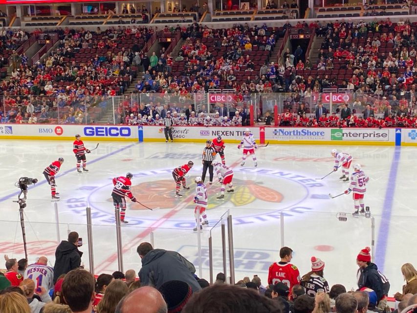 Chicago: Chicago Blackhawks NHL Game Ticket at United Center - Key points to know before you book