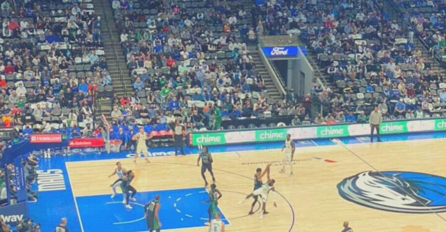 Dallas: Dallas Mavericks Basketball Game Ticket - Getting the correct ticket onto your phone