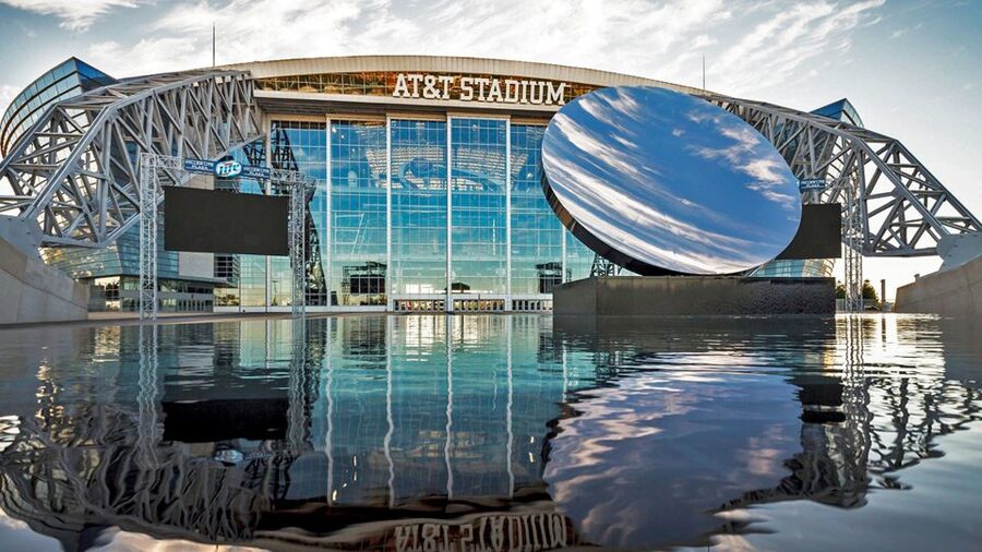 Dallas: VIP Guided Cowboys Stadium Tour and City Sightseeing - Locker rooms, interviews, and the Miller Lite Club