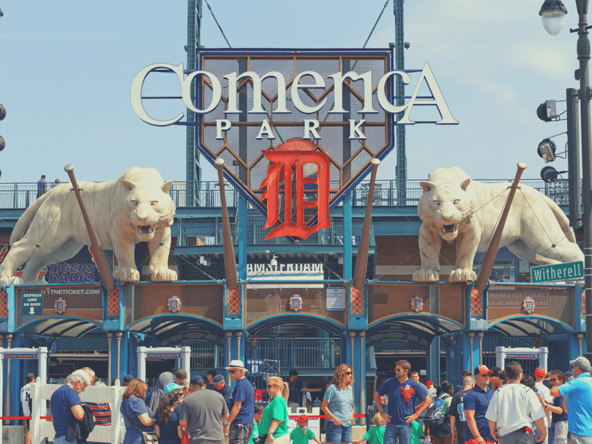 Detroit: Detroit Tigers Baseball Game at Comerica Park - The baseball action and three-hour rhythm