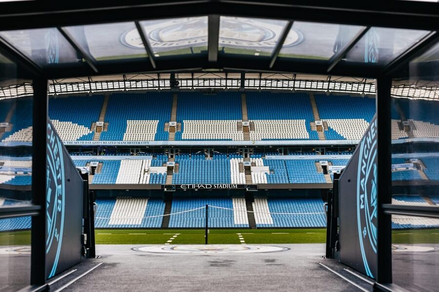 Etihad Stadium: The Manchester City Stadium Tour - Guides, questions, and the pace of the visit