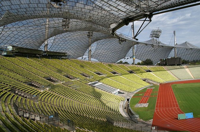 Football and Sports Tour in Munich - Säbener Straße and the working side of Bayern