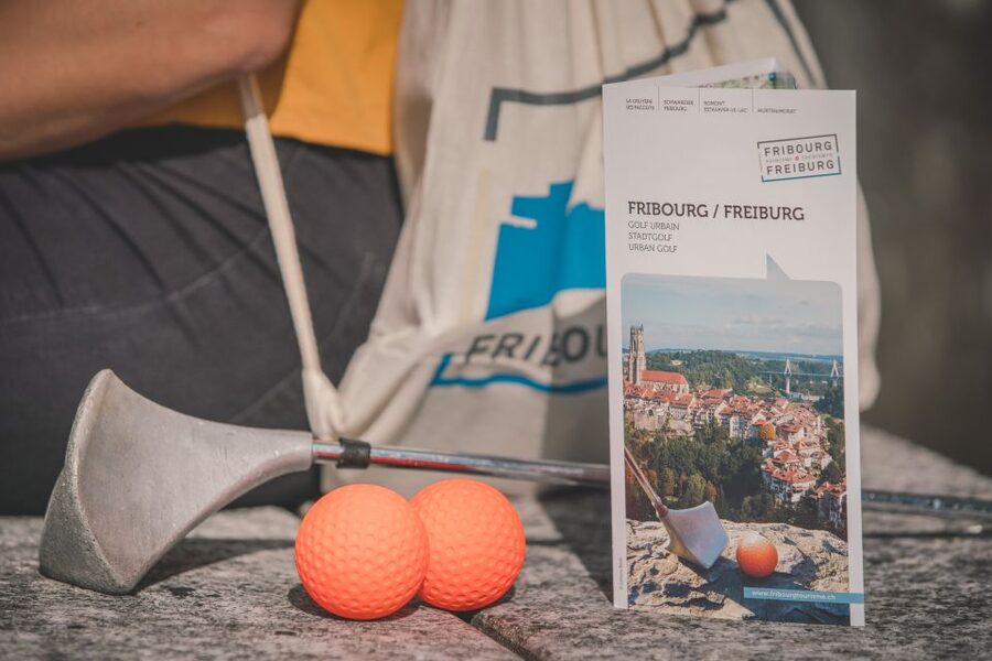 Fribourg: Urban Golf Experience to Discover the City - A city tour where every hole changes the view
