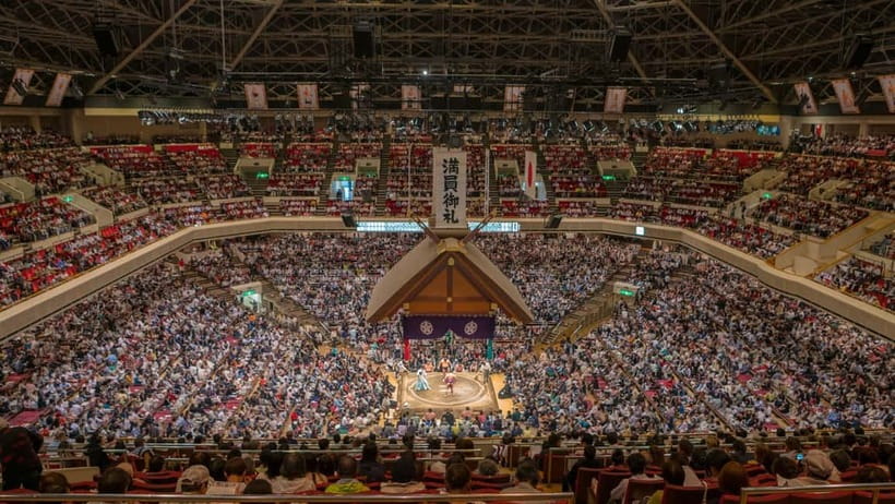 Fukuoka: Sumo Wrestling Tournament Chair Seats & ExpertGuide - Re-entry, breaks, and the long afternoon