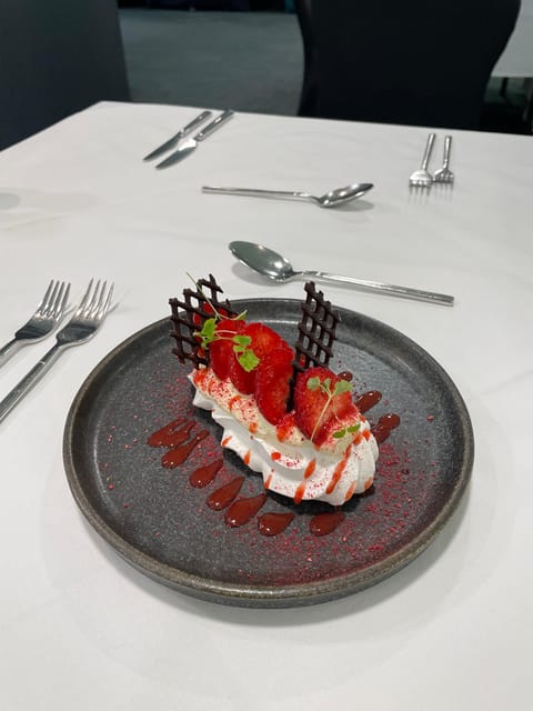 Glasgow: Celtic Park Number 7 Restaurant - Who will enjoy Number 7 most?