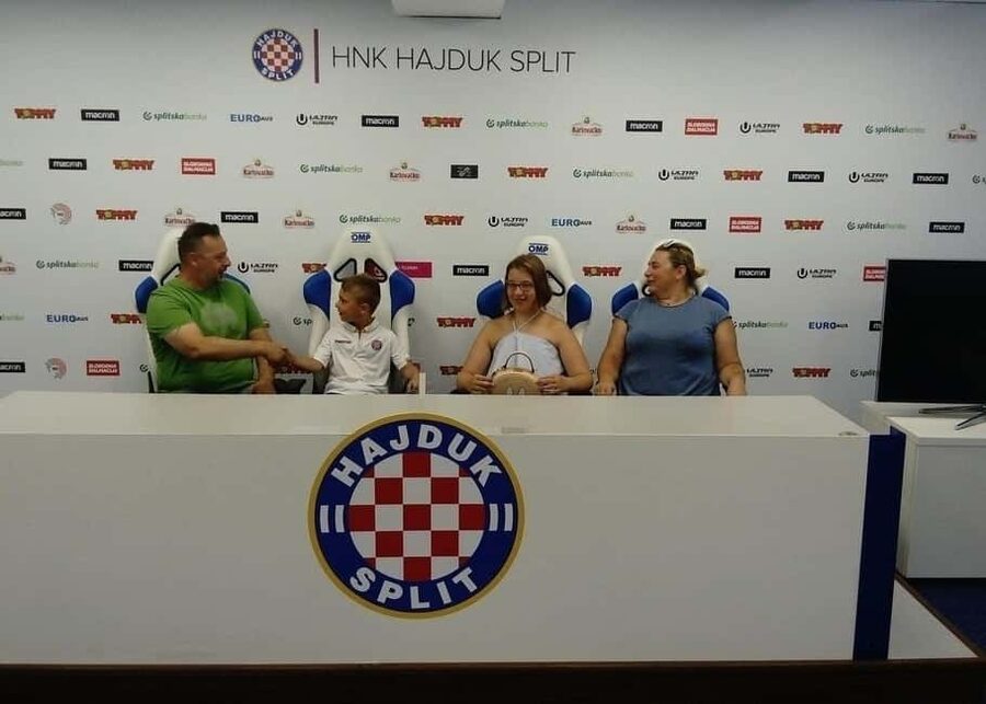 Hajduk Split Stadium Tour: An Unforgettable Experience - Getting close to the field
