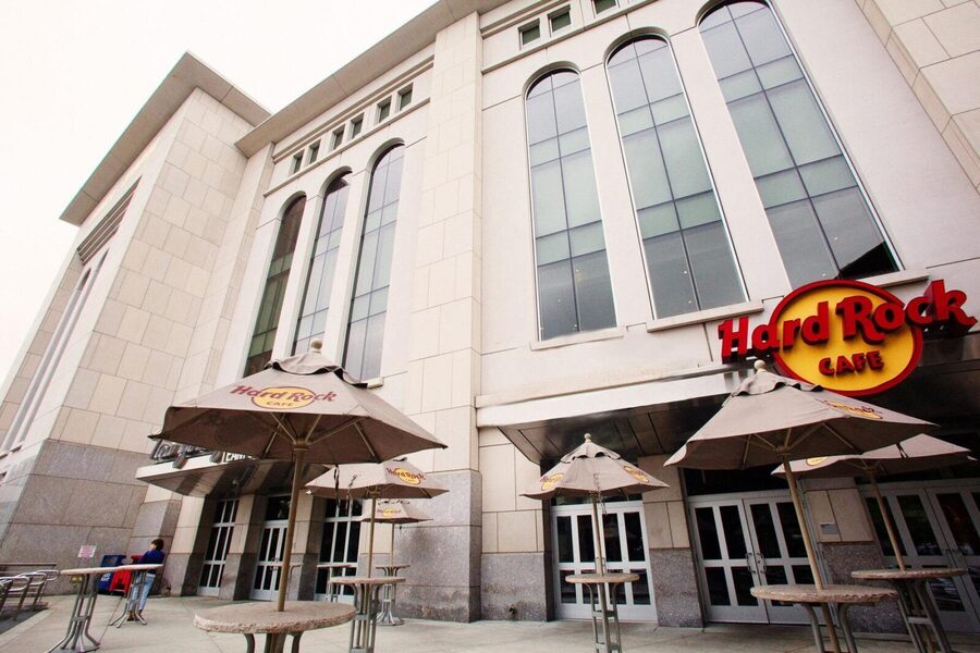 Hard Rock Cafe Yankee Stadium - Service, atmosphere, and what to expect inside