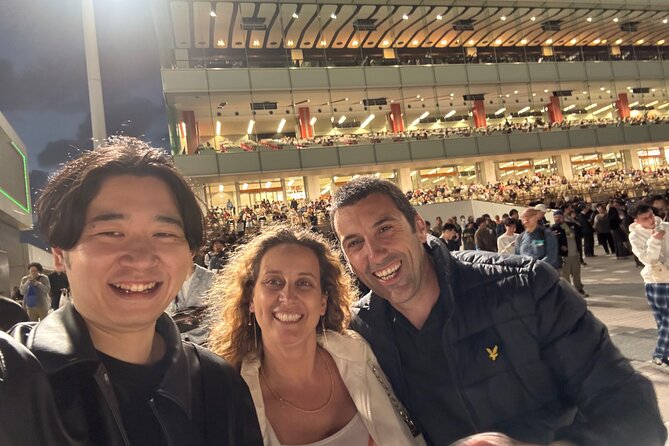 Horse Racing Tour with Local Fans in Tokyo, Oi Racecourse - Meeting the guide at Oikeibajo-Mae Station