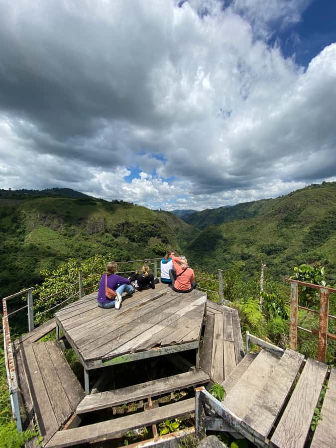 Horseback Riding Tour and visit to Tablón, Chaquira, Pelota - La Pelota’s rare surviving colors