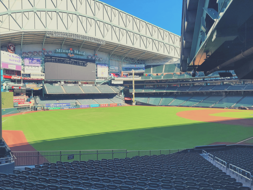 Houston: Houston Astros Baseball Game at Minute Maid Park - Entering with a mobile ticket