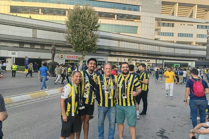 Istanbul: Live a football game and Turkish passion like a Local - Why Istanbul football is worth fitting into your trip