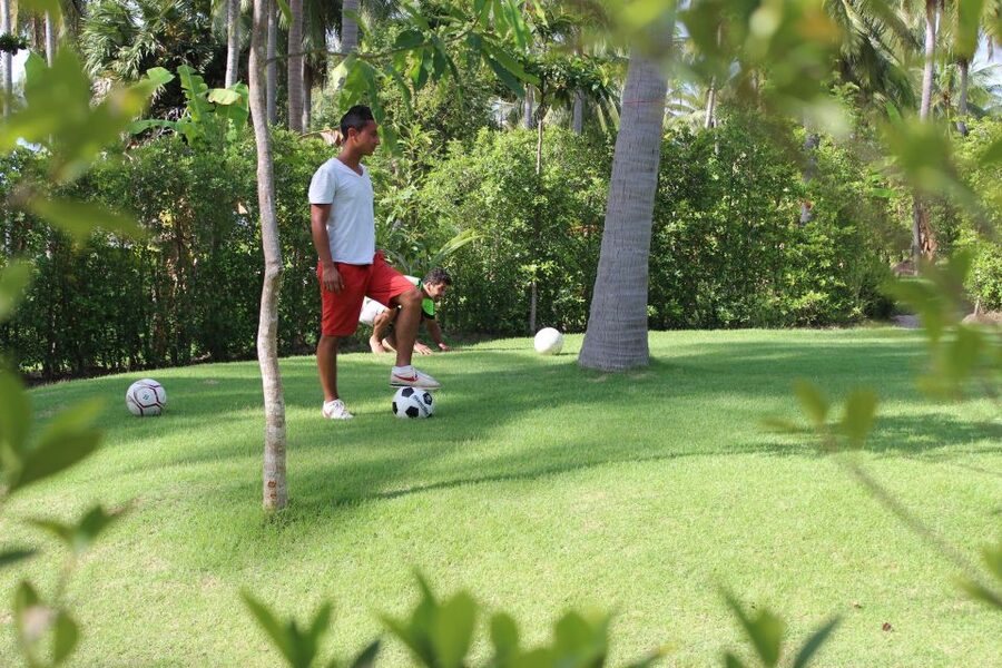 Koh Samui: Football Golf & Botanical Gardens - Who should book this experience