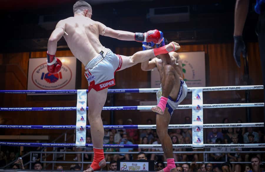 Koh Samui: International Stadium Muay Thai Match Ticket - Stadium steps or ringside cushions