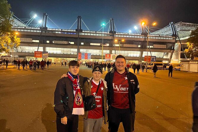 Krakow: Join a football match in Krakow together with a local - Learning Wisla chants before the stadium