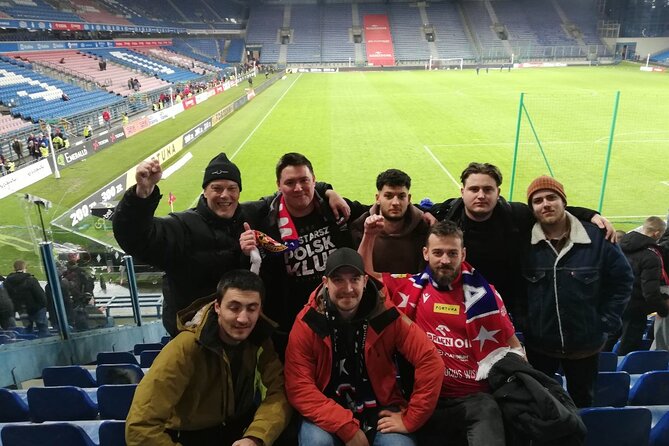 Krakow: Join a football match in Krakow together with a local - How the guide affects the day