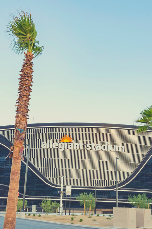 Las Vegas: Las Vegas Raiders Football Game Ticket - Arriving at Allegiant Stadium with a mobile ticket