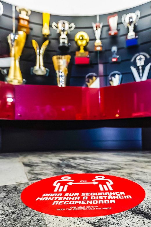 Lisbon: Benfica Museum Tour with Souvenir Scarf - Inside Benfica’s Cosme Damião Museum