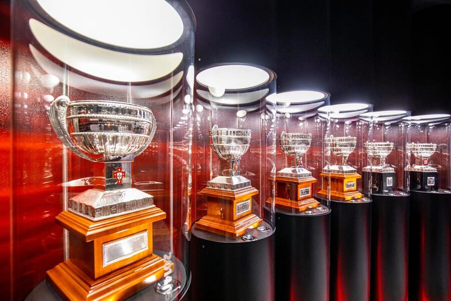 Lisbon: Benfica Stadium and Museum Tour with Meal and Scarf - Is $57 a fair price?