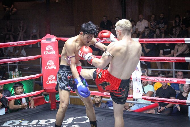 Live Muay Thai Action Ticket at Phetchbuncha Samui Stadium - Wai Kru and Ram Muay: the meaning before the action
