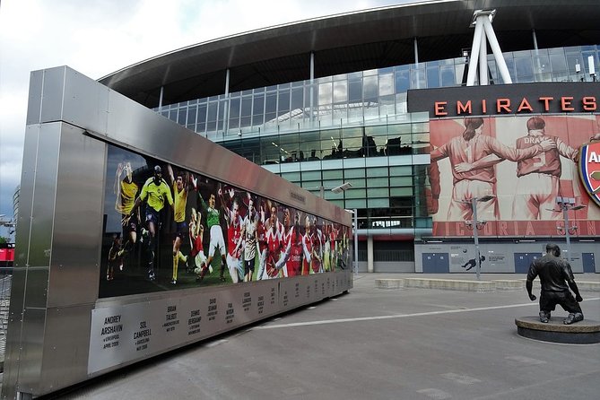 London's Football Stadiums Sightseeing Tour - Price, group size and what you receive