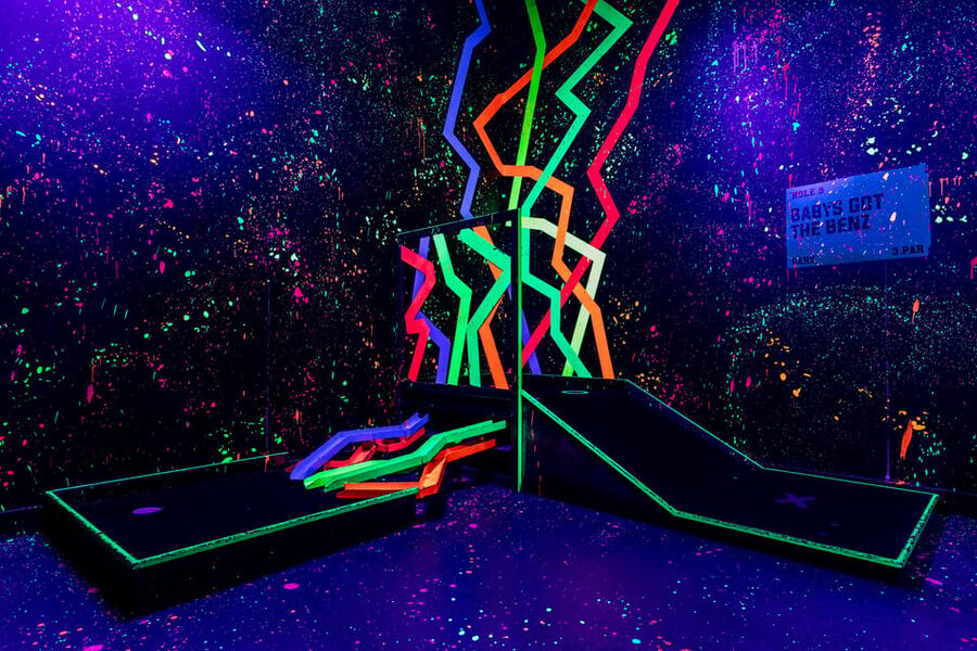 London: Shoreditch Junkyard Golf Tickets for 9 or 18 Holes - Age limits and ID rules matter