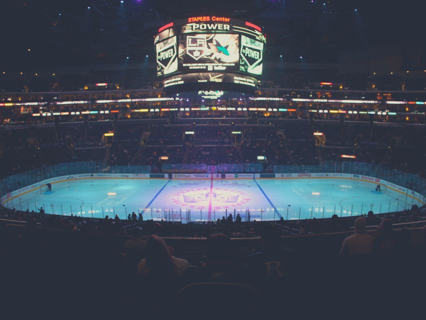 Los Angeles: LA Kings Ice Hockey Game Ticket - Arriving at Crypto.com Arena with a phone ticket