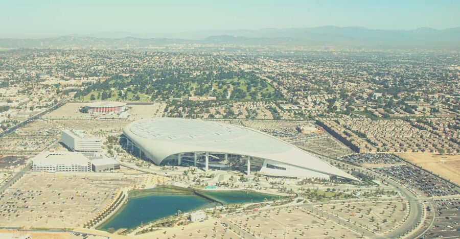 Los Angeles: Los Angeles Chargers Football Game Ticket - Reaching SoFi Stadium and getting through the gate