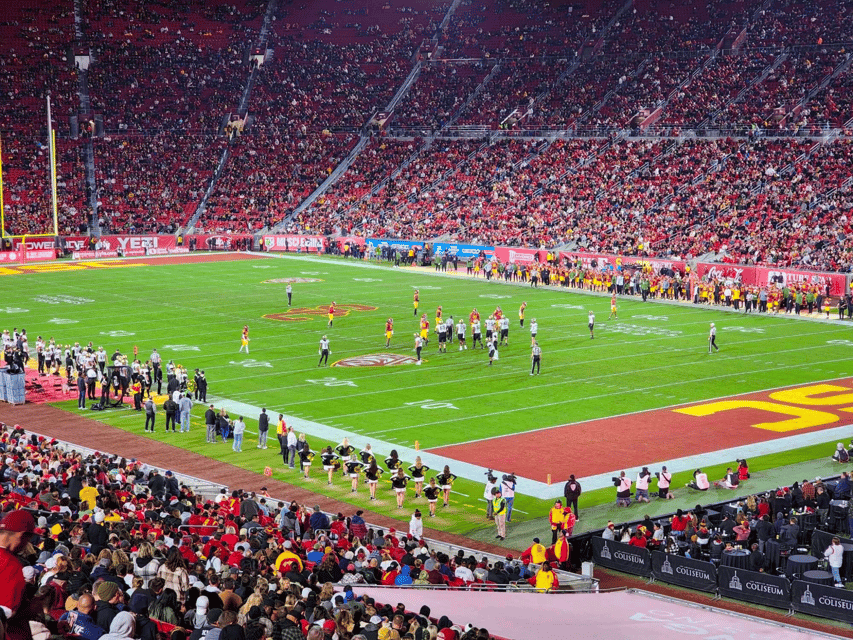 Los Angeles: USC Trojans College Football Game Ticket - Who should book this USC game ticket?