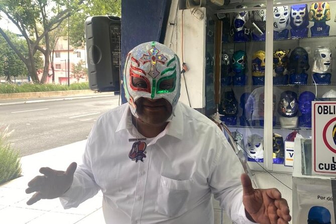 Lucha Libre and Mariachi - Pickup, timing, and practical planning