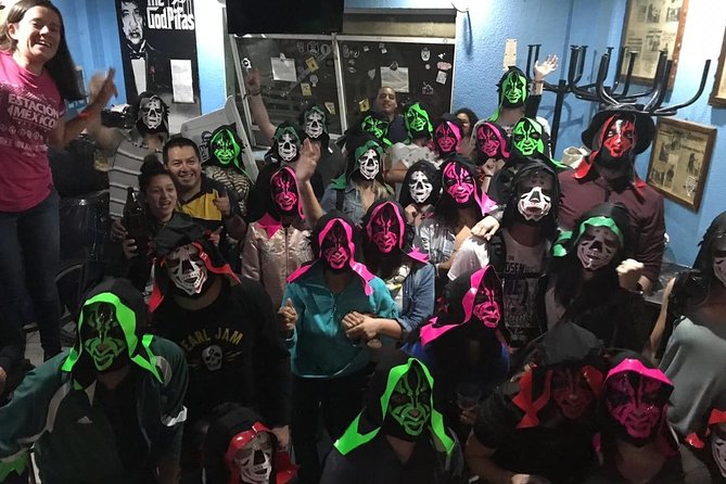 Lucha Libre Experience in Mexico City - Pulquería La Hija de los Apaches and the taste of pulque