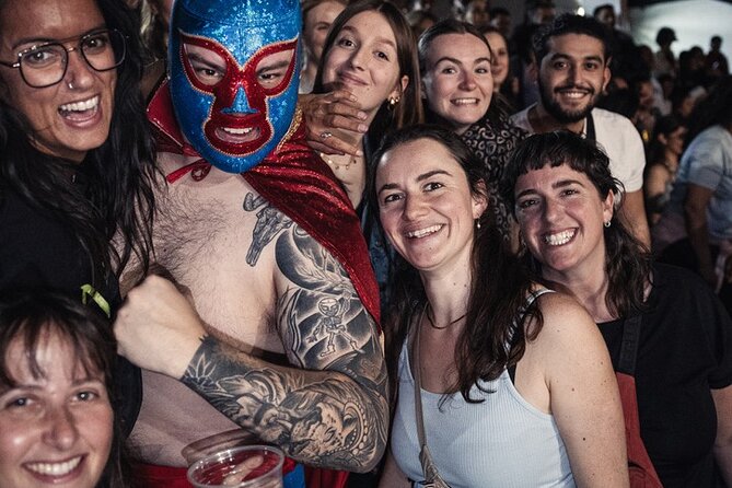 Lucha Libre Tour at the Arena Coliseo de Guadalajara as a local - Entering Arena Coliseo and learning the chants