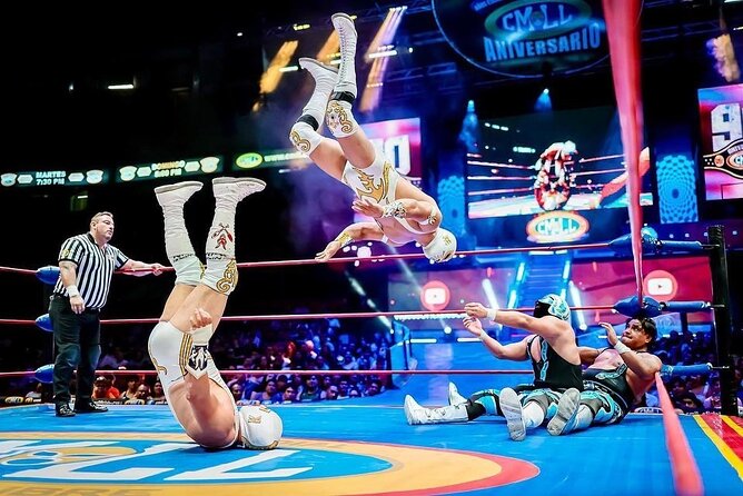 Lucha Libre VIP EN Front Row at Arena México - Why Front-Row Lucha Libre Feels Different