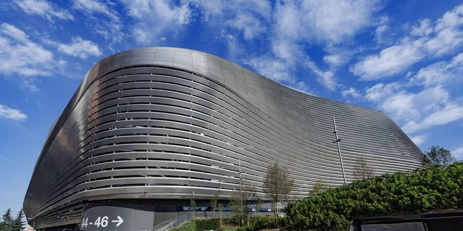 Madrid: Bernabéu Stadium Guided Tour With Megafan Upgrade - The megafan upgrade and group size