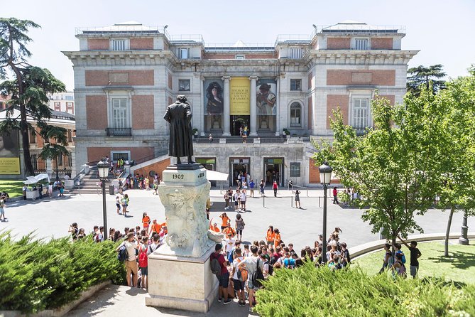 Madrid Highlights Tour with Santiago Bernabeu Stadium Entrance - Timing, transport, and the trip home