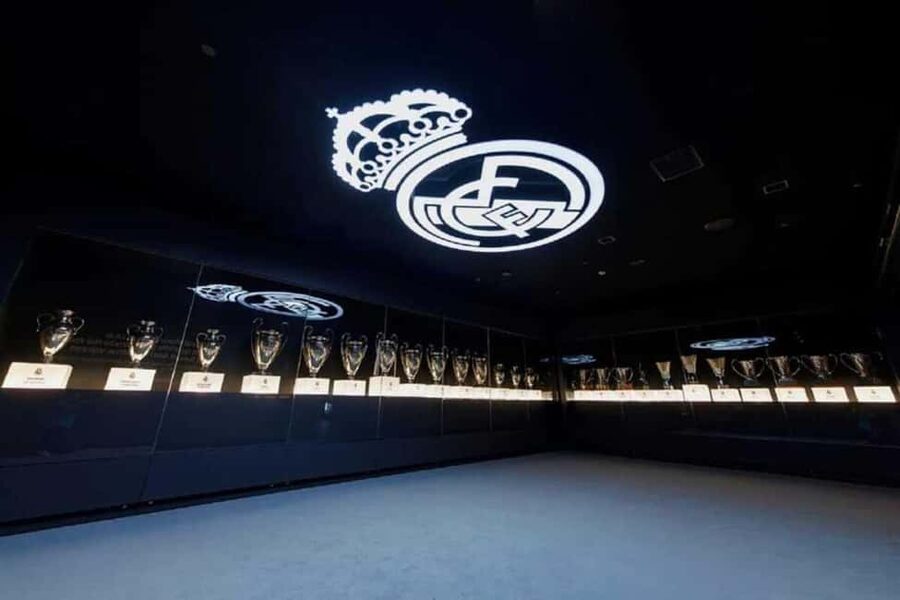 Madrid: Private Santiago Bernabéu Guided Tour - Who will enjoy this Bernabéu visit most?