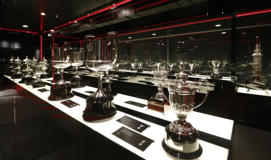 Madrid: Riyadh Air Metropolitano Stadium Guided Tour - Starting with Atlético’s shirts and crest