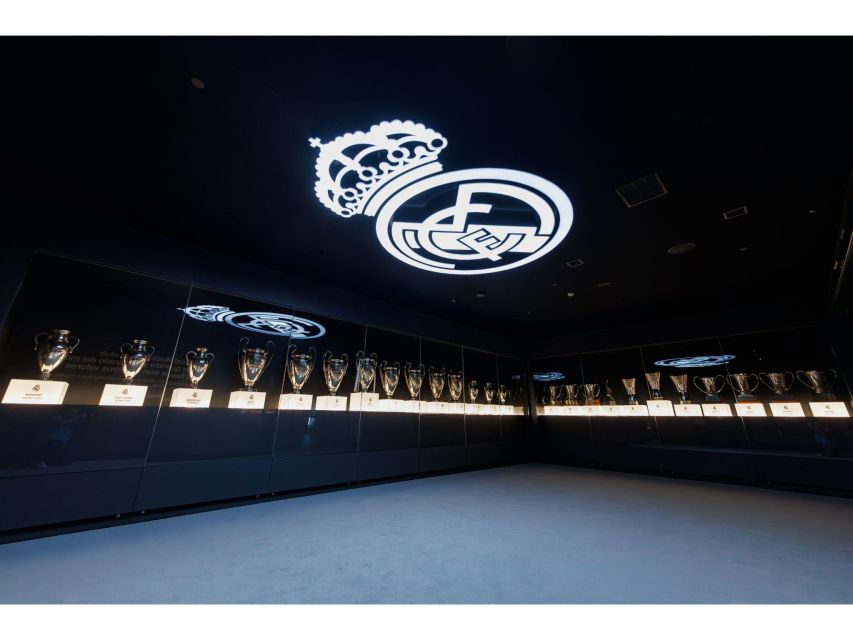 Madrid: Tour Bernabéu Entry Ticket - Timing, crowds, and practical planning
